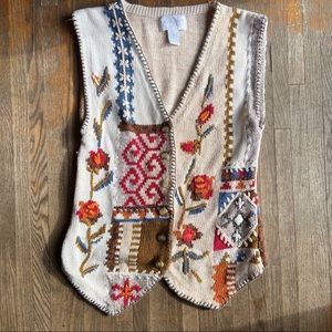 Knited floral cream vest by a pea in a pod